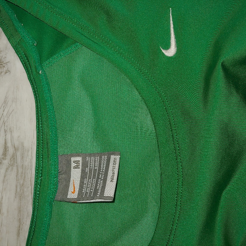 Nike fit dry shirt